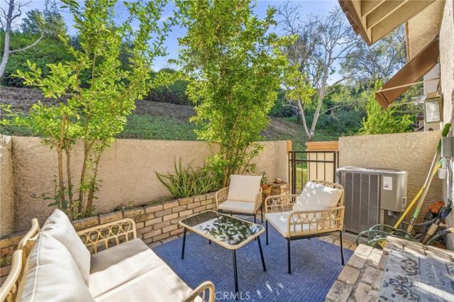 10 Deerpath, Pomona, CA 91766