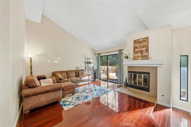 10 Deerpath, Pomona, CA 91766