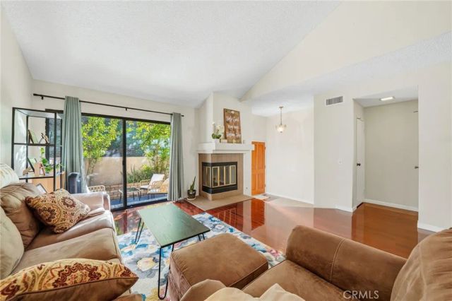 10 Deerpath, Pomona, CA 91766