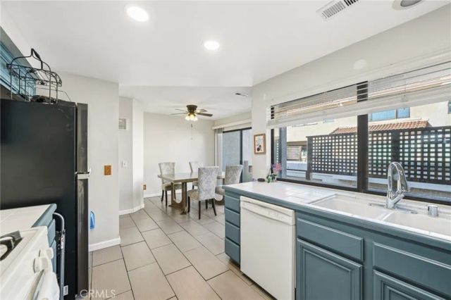 10 Deerpath, Pomona, CA 91766