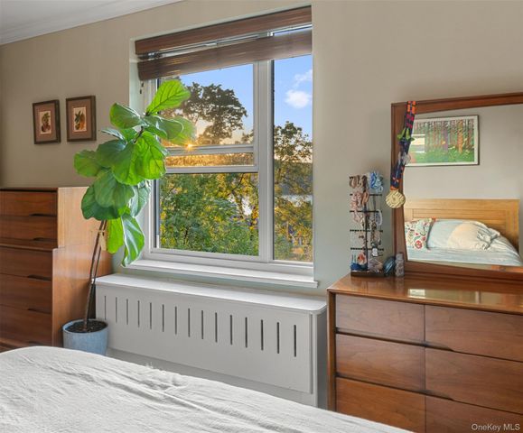 555 Broadway 3E, Hastings-on-hudson, NY 10706