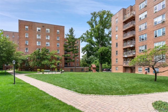 555 Broadway 3E, Hastings-on-hudson, NY 10706