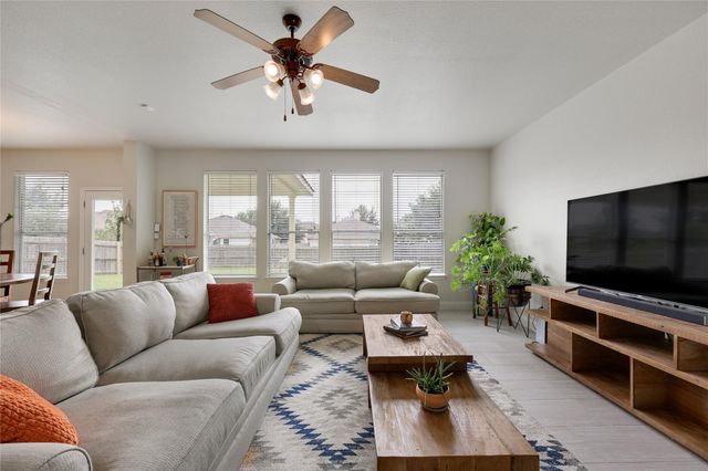 11117 Harvest Time DR, Austin, TX 78754