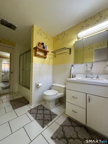 99 Glenwood Drive, Wethersfield, CT 06109
