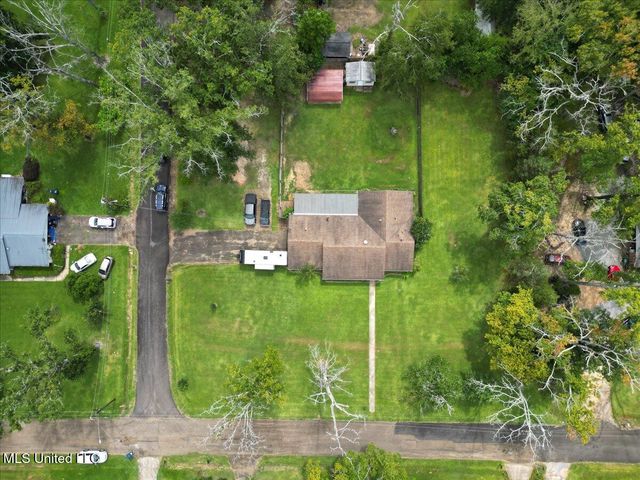 716 Line Drive, Forest, MS 39074