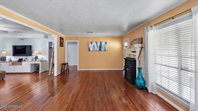 716 Line Drive, Forest, MS 39074