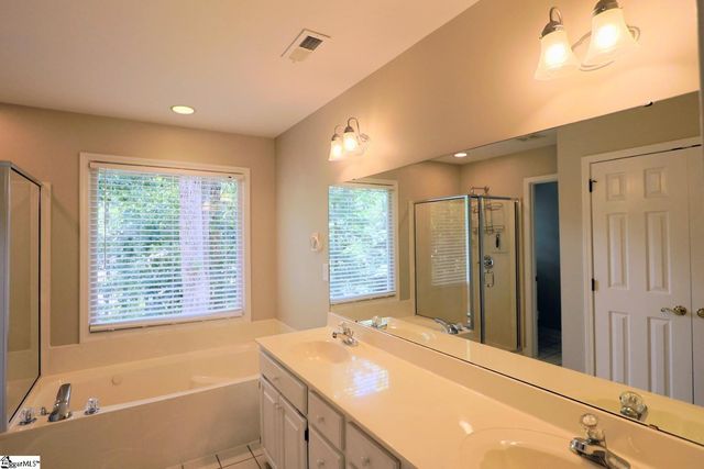 109 Deer Spring Lane, Simpsonville, SC 29680