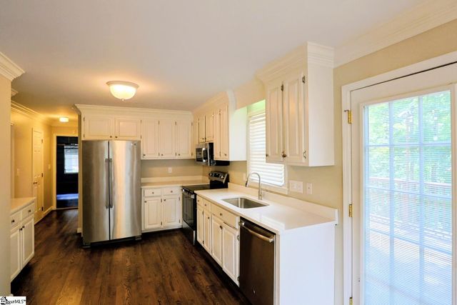 109 Deer Spring Lane, Simpsonville, SC 29680