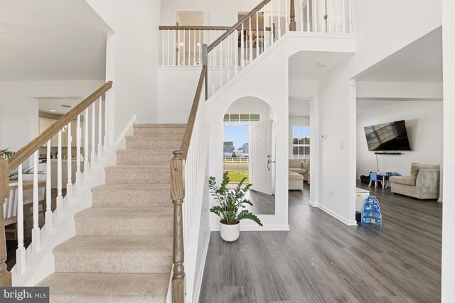 1 CHAMPLAIN ST, Sicklerville, NJ 08081