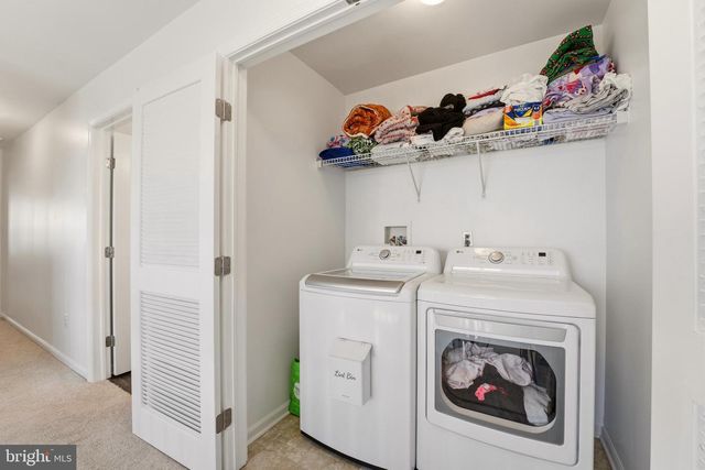 1 CHAMPLAIN ST, Sicklerville, NJ 08081