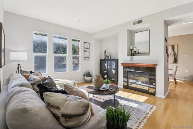 2801 Escala Cir, San Diego, CA 92108