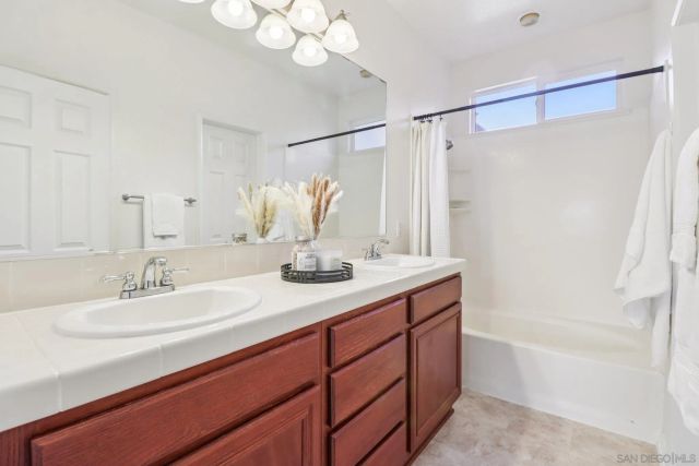 2801 Escala Cir, San Diego, CA 92108