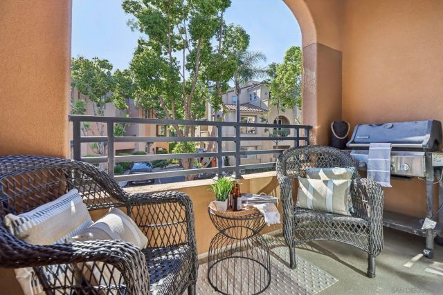 2801 Escala Cir, San Diego, CA 92108