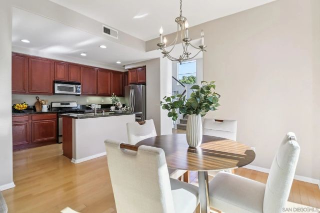 2801 Escala Cir, San Diego, CA 92108