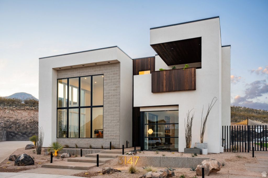 3147 S MESA VERDE CIR, Hurricane, UT 84737