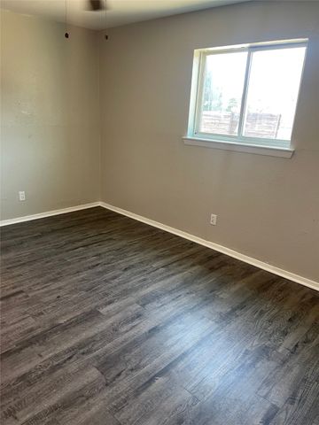 5526 Reiger Avenue 104, Dallas, TX 75214