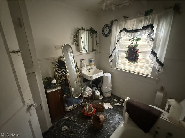 1344 Glenwood Avenue SE, Massillon, OH 44646