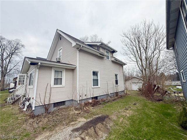 1344 Glenwood Avenue SE, Massillon, OH 44646