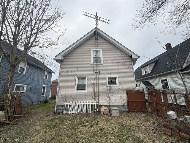 1344 Glenwood Avenue SE, Massillon, OH 44646