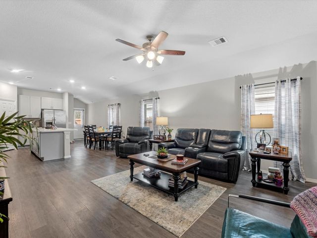 9553 Last Maples Trail, Conroe, TX 77303