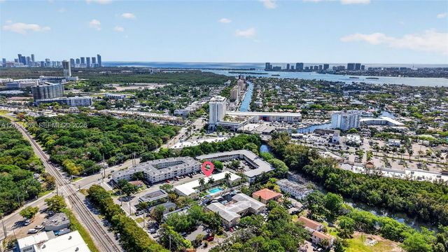 1820 Venice Park Drive 102, North Miami, FL 33181