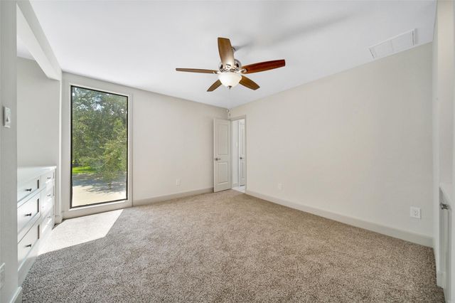 15607 Memorial Drive, Houston, TX 77079