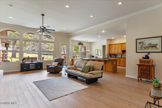 26450 Cumberland Road, Tehachapi, CA 93561