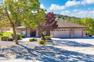 26450 Cumberland Road, Tehachapi, CA 93561