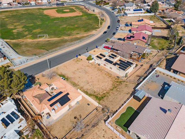 26565 Voyage, Helendale, CA 92342