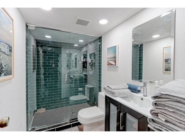 8118 W 69th Way, Arvada, CO 80004