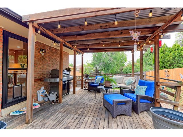 8118 W 69th Way, Arvada, CO 80004