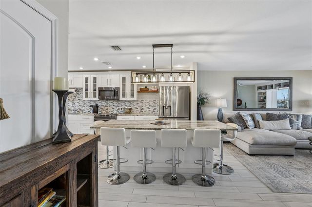 770 ISLAND WAY N204, Clearwater, FL 33767