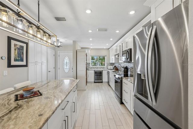 770 ISLAND WAY N204, Clearwater, FL 33767