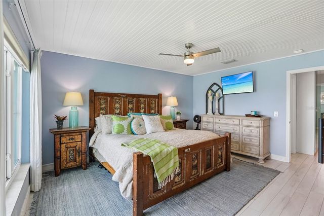 770 ISLAND WAY N204, Clearwater, FL 33767