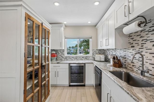 770 ISLAND WAY N204, Clearwater, FL 33767