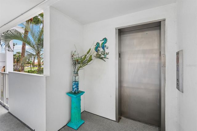 770 ISLAND WAY N204, Clearwater, FL 33767