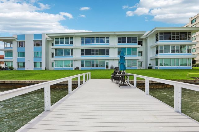 770 ISLAND WAY N204, Clearwater, FL 33767