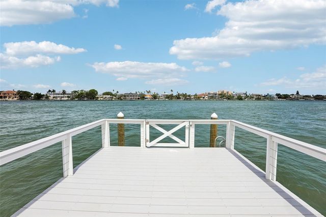 770 ISLAND WAY N204, Clearwater, FL 33767