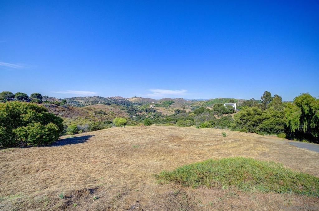 Fairview Dr, Vista, CA 92084 — photo 5