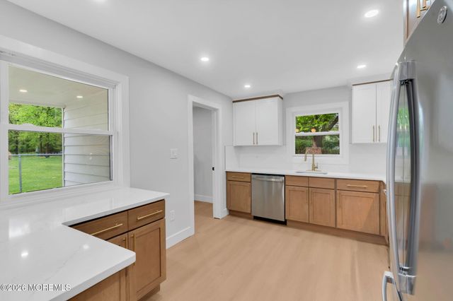 1600 13th Street, Ewing, NJ 08638