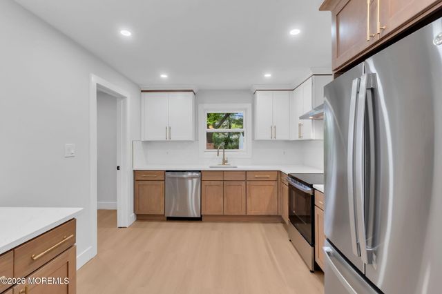 1600 13th Street, Ewing, NJ 08638