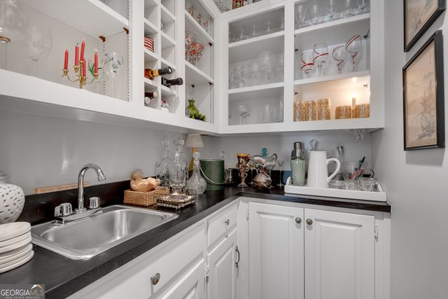 1826 Bedfordshire, Decatur, GA 30033