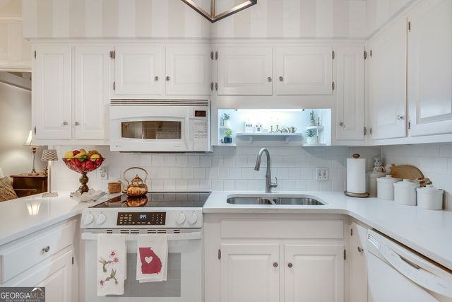 1826 Bedfordshire, Decatur, GA 30033