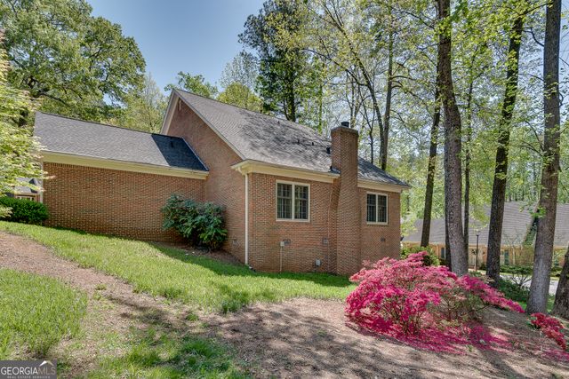 1826 Bedfordshire, Decatur, GA 30033