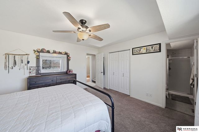 5030 W Sparrow Lane, Lincoln, NE 68528