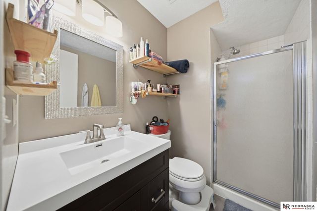 5030 W Sparrow Lane, Lincoln, NE 68528