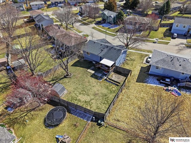 5030 W Sparrow Lane, Lincoln, NE 68528