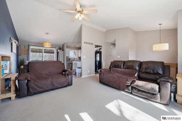 5030 W Sparrow Lane, Lincoln, NE 68528