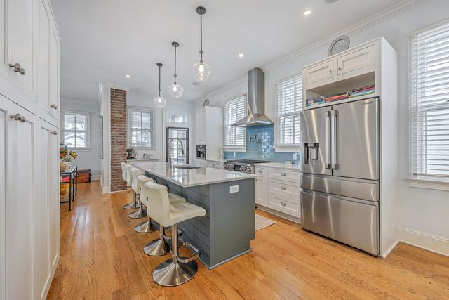 26 Charlotte Street, Charleston, SC 29403