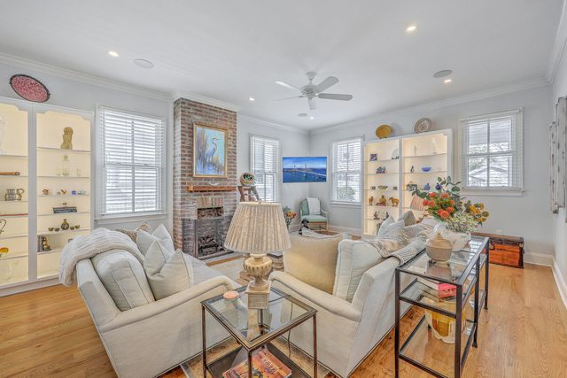 26 Charlotte Street, Charleston, SC 29403